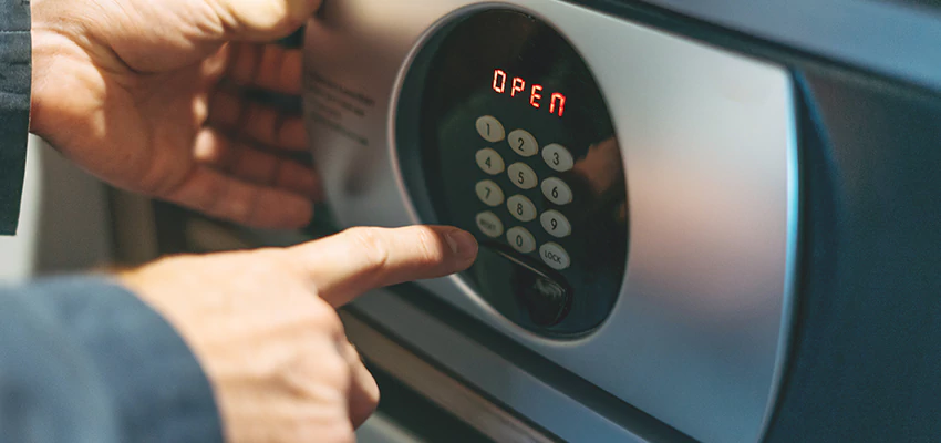 Cash Safe Openers in St. Helena, California