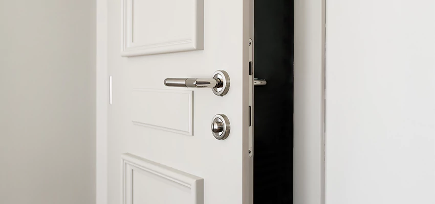Folding Bathroom Door With Lock Solutions in St. Helena, CA